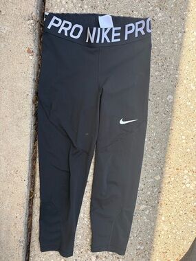 Kids Black Performance Capri Leggings
